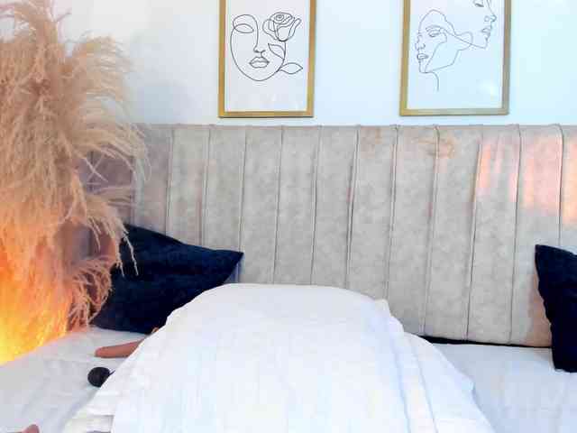 mia-lourence webcam