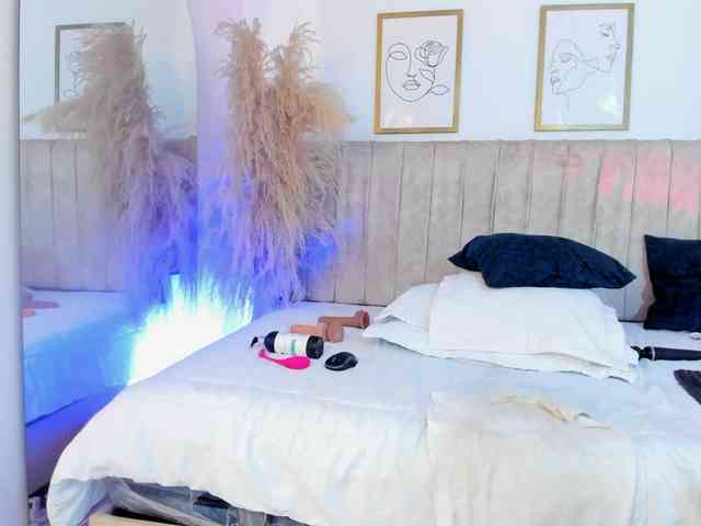 mia-lourence webcam