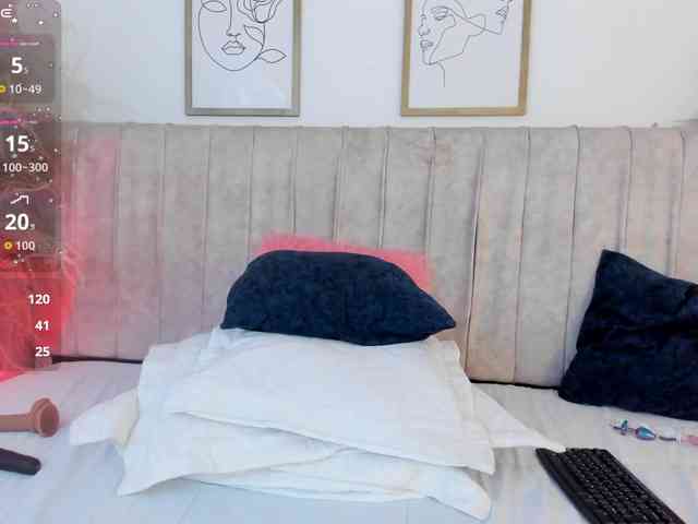 mia-lourence webcam