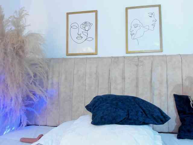 mia-lourence webcam