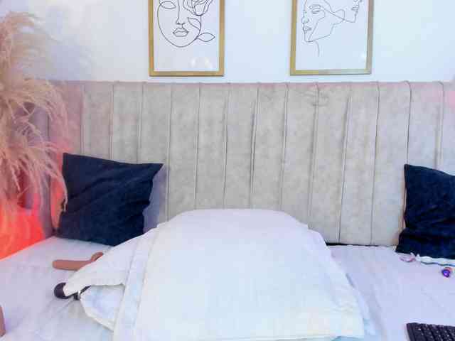 mia-lourence webcam