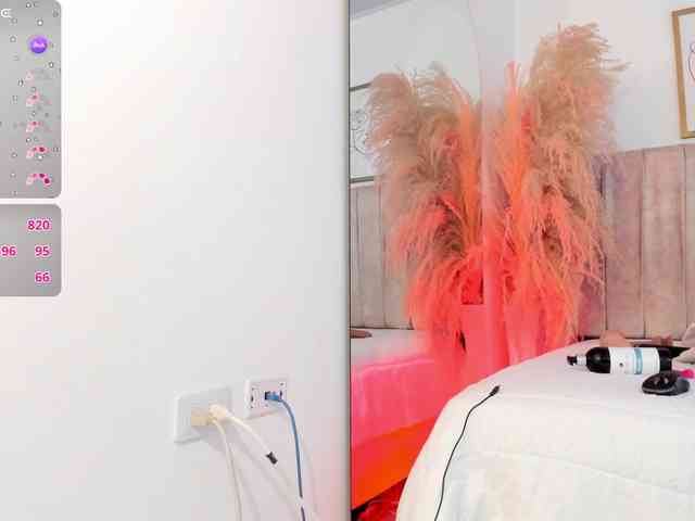 mia-lourence webcam
