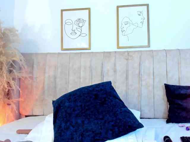 mia-lourence webcam