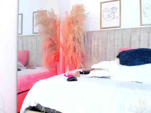 mia-lourence webcam