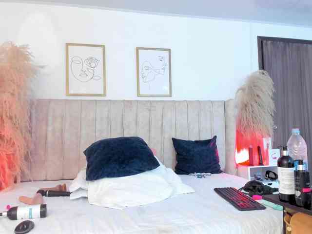 mia-lourence webcam