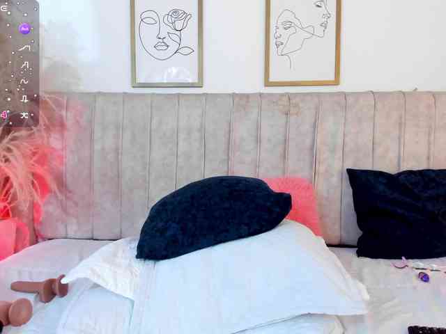 mia-lourence webcam