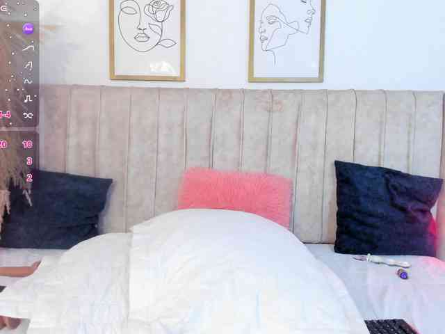 mia-lourence webcam