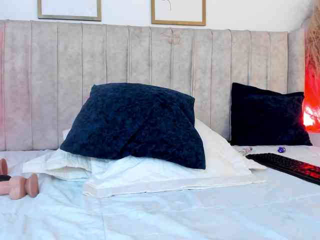 mia-lourence webcam