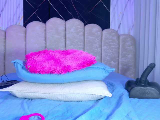 violetta-london live cam on BongaCams