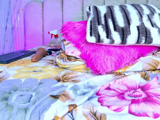 violetta-london live cam on BongaCams