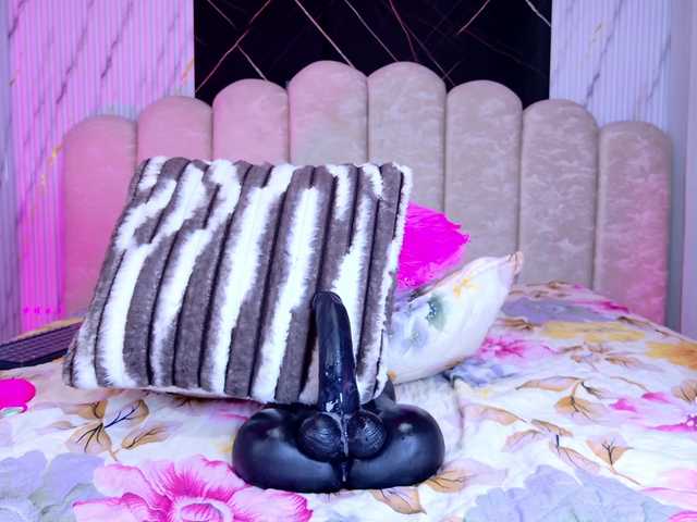 violetta-london live cam on BongaCams