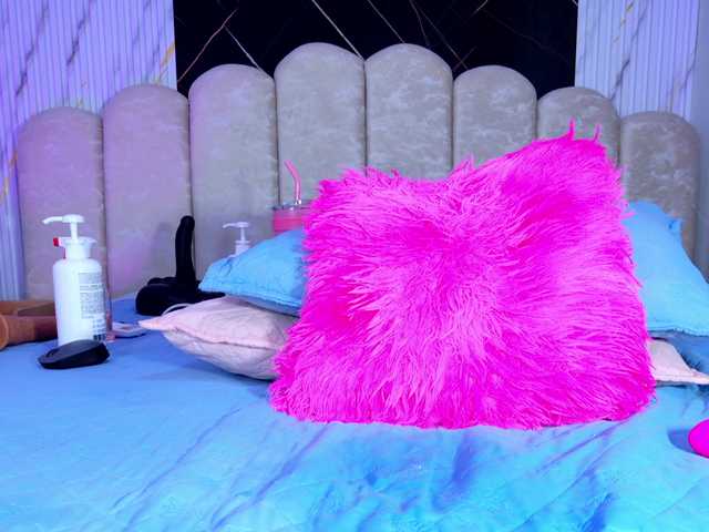 violetta-london live cam on BongaCams
