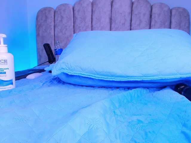 violetta-london's BongaCams show and profile