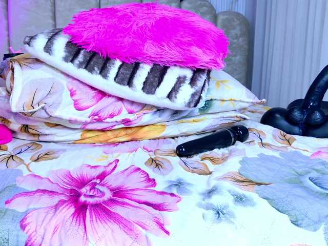 violetta-london live cam on BongaCams