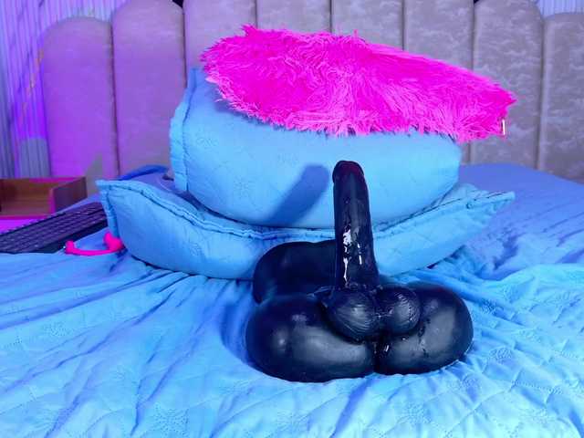 violetta-london live cam on BongaCams