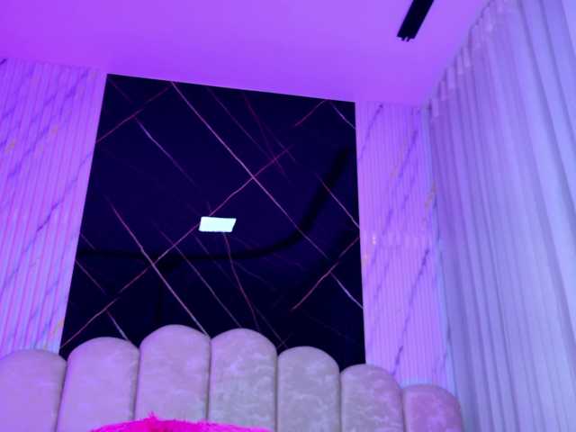 violetta-london live cam on BongaCams