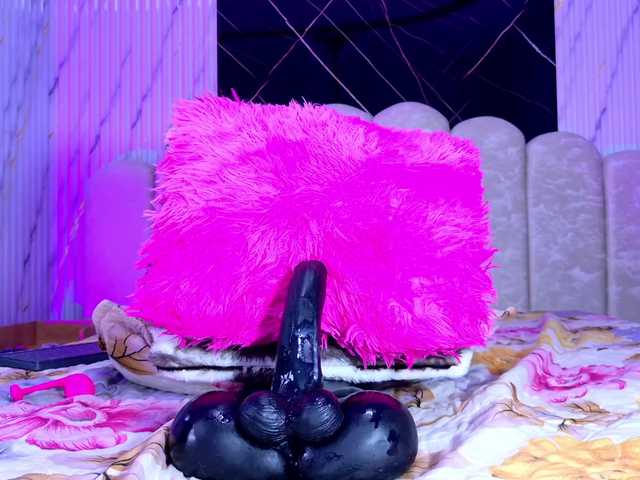 violetta-london live cam on BongaCams