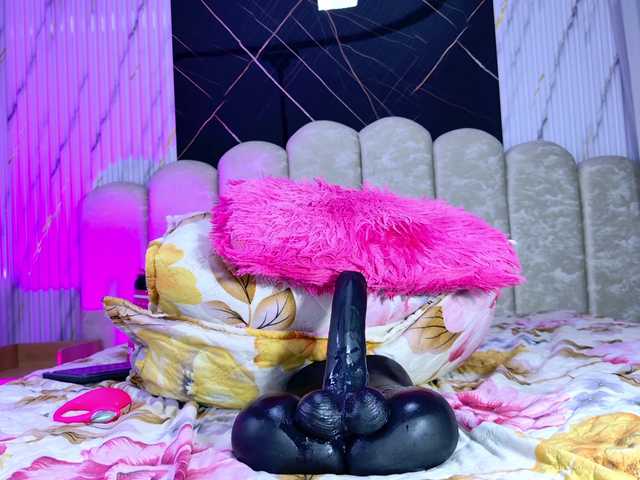 violetta-london live cam on BongaCams