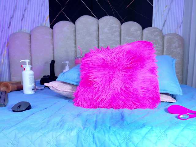 violetta-london live cam on BongaCams
