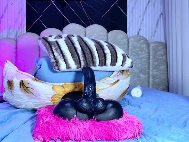 violetta-london live cam on BongaCams