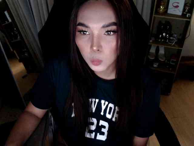 lovelydiane12 webcam