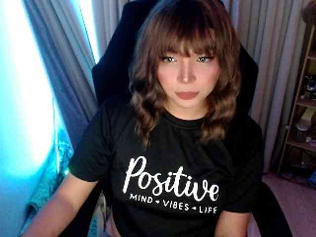 lovelydiane12 webcam