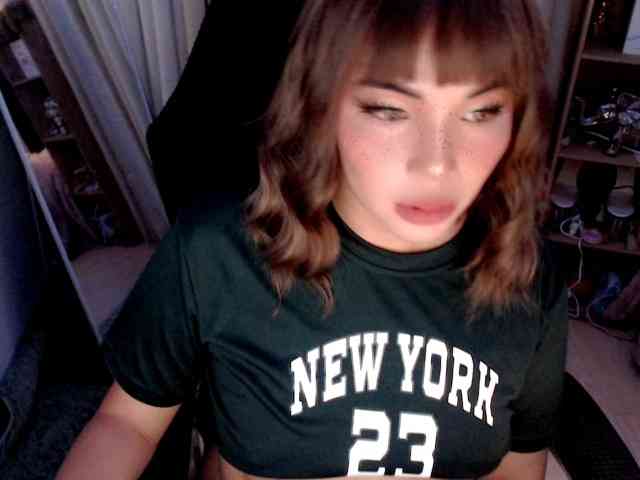 lovelydiane12 webcam