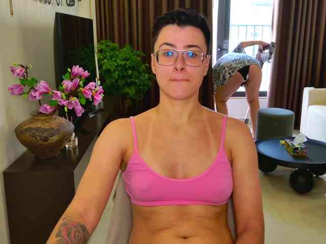 dreamteamgirls webcam