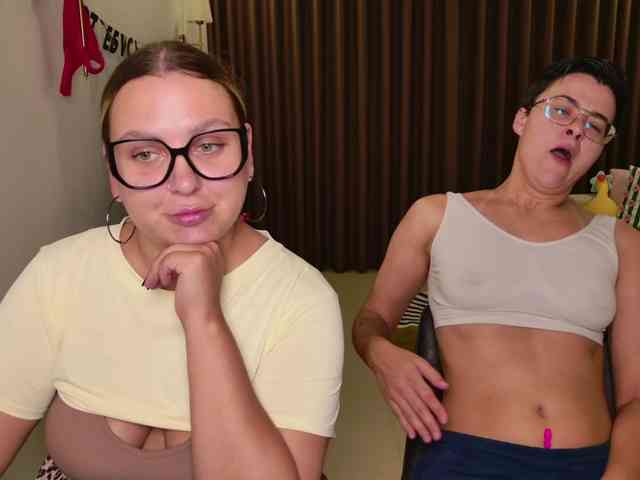 Модель: dreamteamgirls