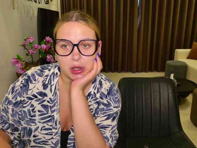 dreamteamgirls webcam