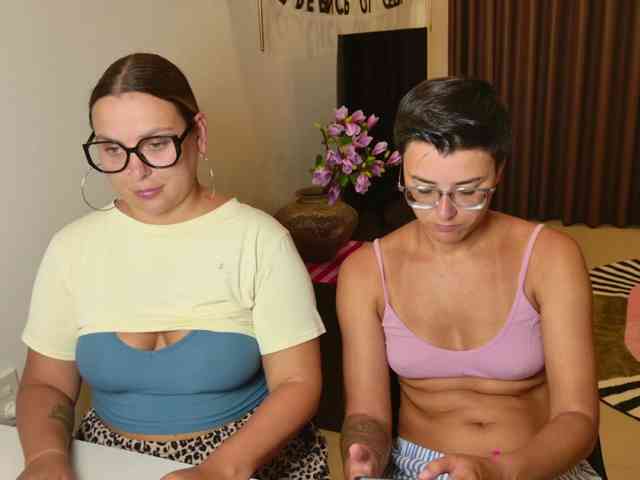 Модель: dreamteamgirls