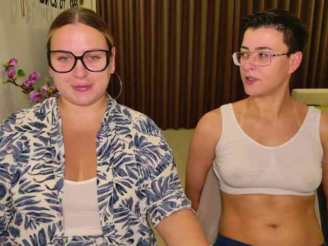 dreamteamgirls Sex Cam Show
