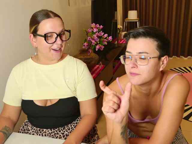 Модель: dreamteamgirls