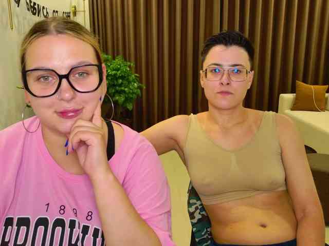 dreamteamgirls webcam