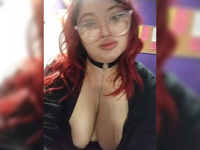 Aleksiab live cam on BongaCams