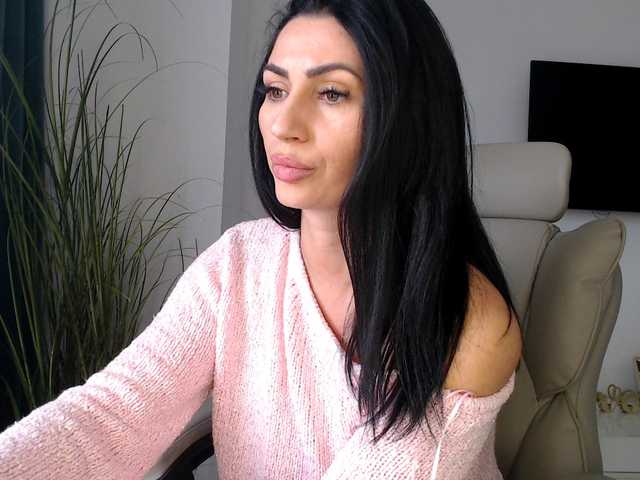 ElizabethAC's BongaCams show and profile