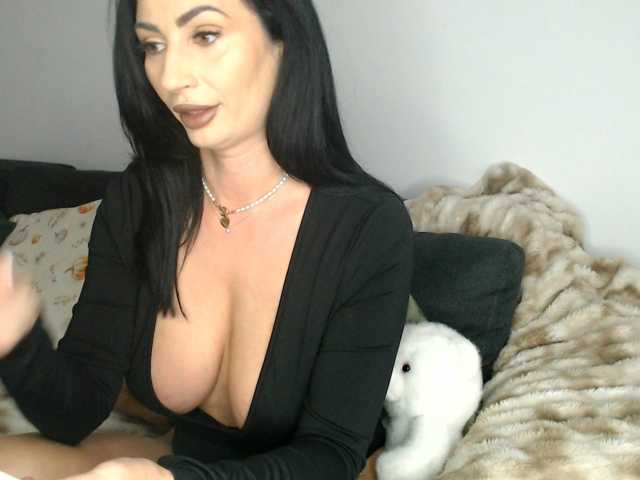 ElizabethAC live cam on BongaCams