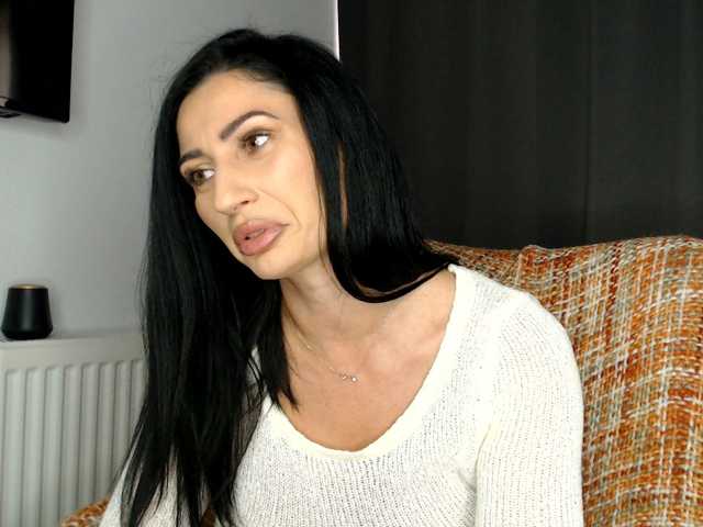 ElizabethAC live cam preview
