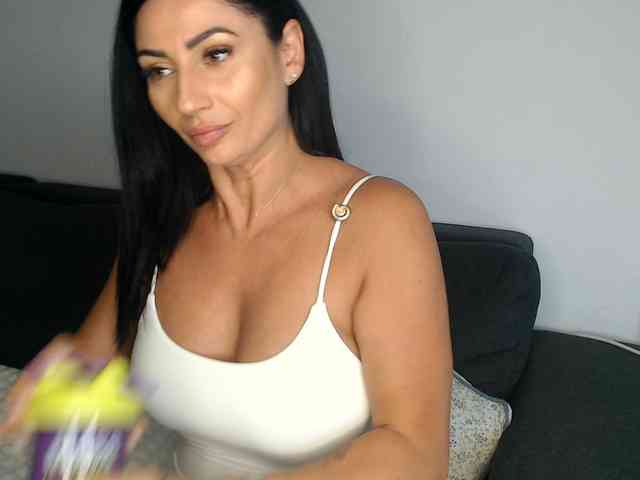 ElizabethAC webcam