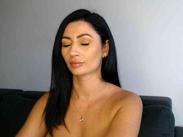 ElizabethAC webcam