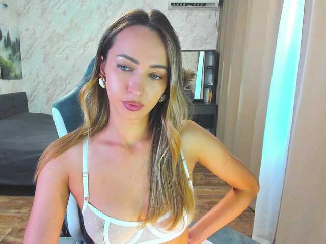 LolaLaLol live cam on BongaCams