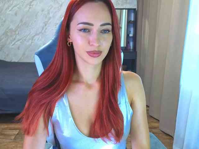 LolaLaLol webcam