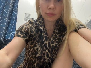 MirandaNow Porn Show