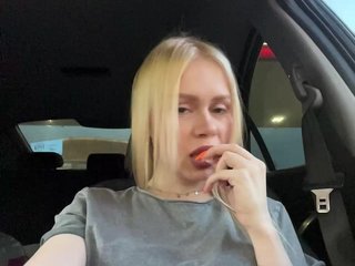 MirandaNow Porn Show