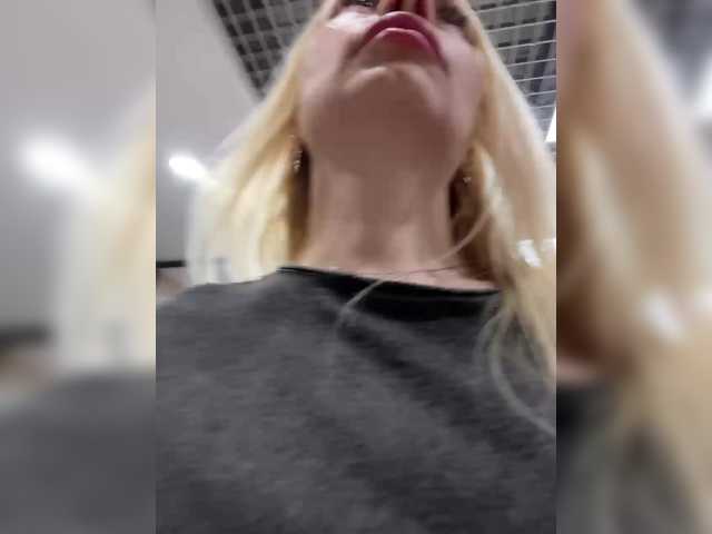 -SexyMilf- live cam on BongaCams