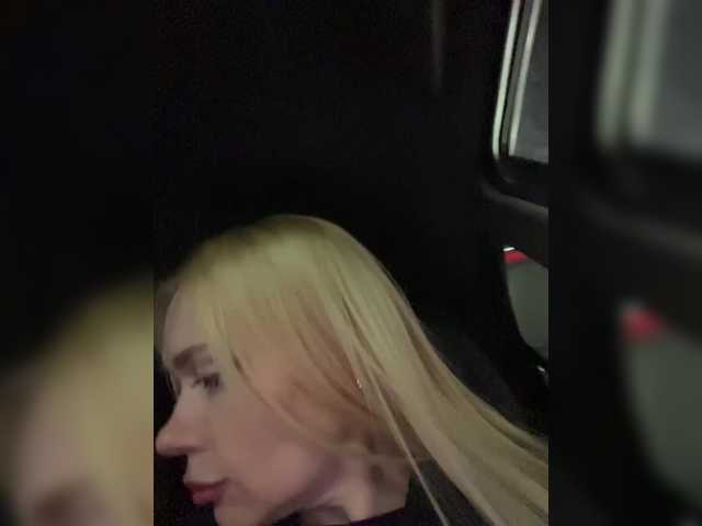 -SexyMilf-'s BongaCams show and profile