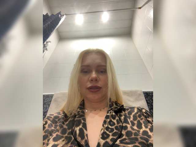 модель -SexyMilf-
