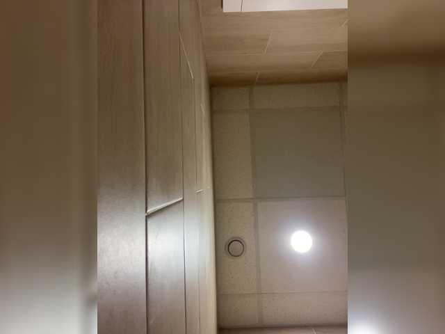 -SexyMilf-'s BongaCams show and profile