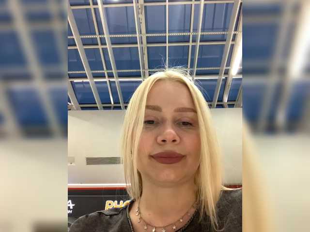 -SexyMilf- live cam on BongaCams