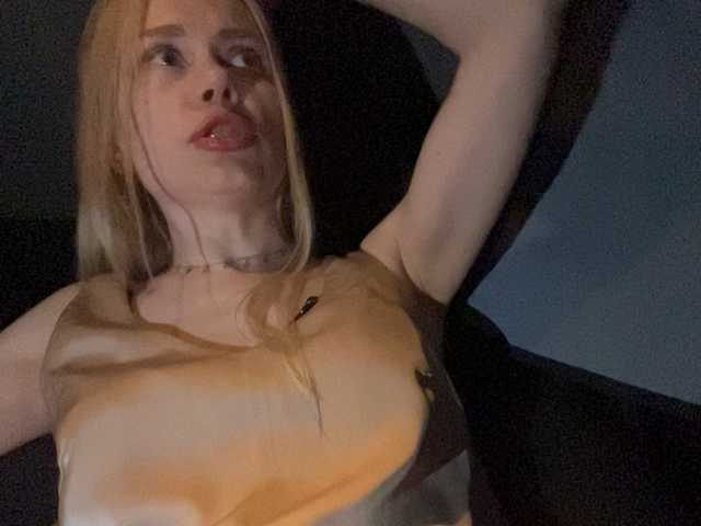  -SexyMilf- chat room